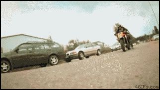 Прокатился на спине