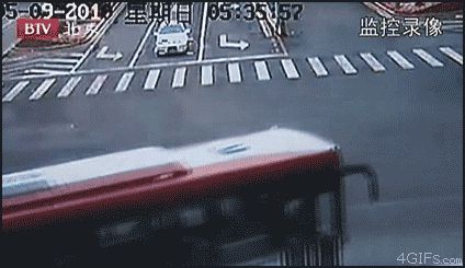 Байкеру повезло