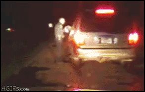 Выстрелил в копа