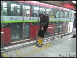 Заснувший в метро