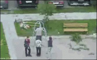 Ненадёжные качели