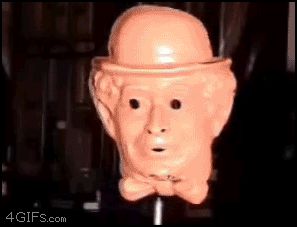 Иллюзия с маской Чаплина