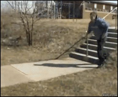 Прокатился на перилах