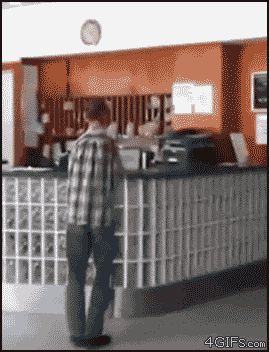Безрукий вандал