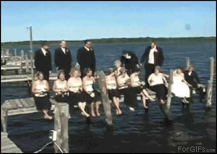 Мостик не выдержал всех