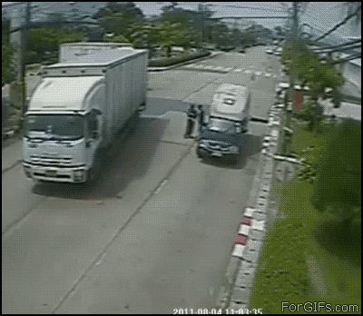 Сбила большим листом
