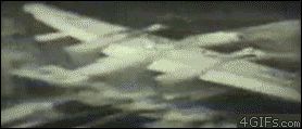 Не смог взлететь с авианосца