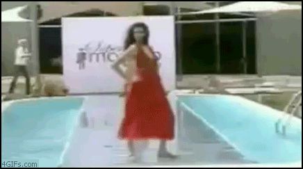 Закружилась и упала