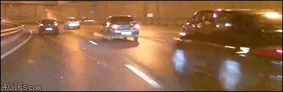 Красивый обгон с заносами