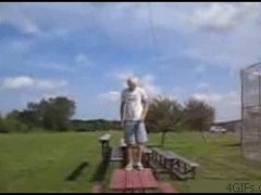 Стукнулся лбом