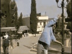 Сломал фонарный столб