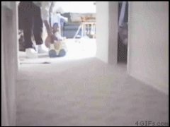 Выпал из автомобильчика