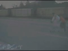 Падение с товарной коляски