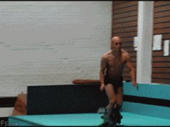 Оделся в прыжке