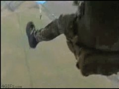 Зацепился чудом