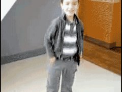Танцующий мальчик