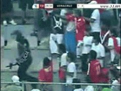 Барабаном по голове