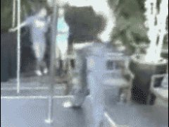 Не удержалась на шесте