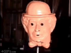 Иллюзия с маской Чаплина