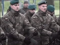 Выстрелил в шапку