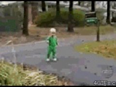 Ребенок переворачивается