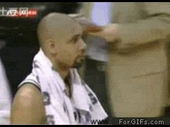Никто не дал пять