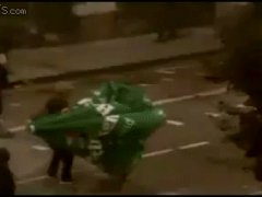 Зонт не полетел