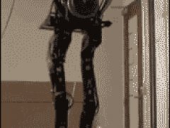 Устойчиво шагающий