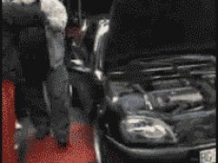 Дедушка поскользнулся