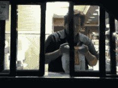 Украл еду из Мака