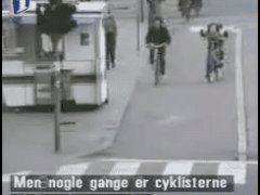 Увлеченный велосипедист