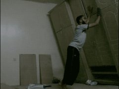 Задавило шкафами