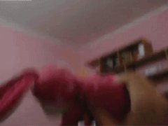 Принесла игрушку