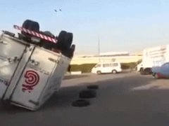 Как перевернуть грузовик