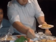 Не стеснительный едок