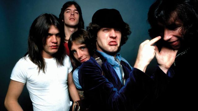 AC/DC