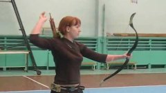 Лучница из Мурманска показывает своё мастерство